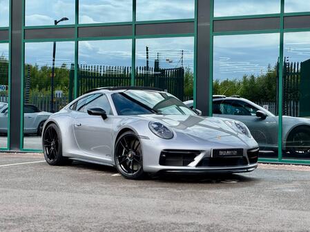 PORSCHE